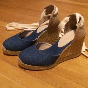 Jean Wedges